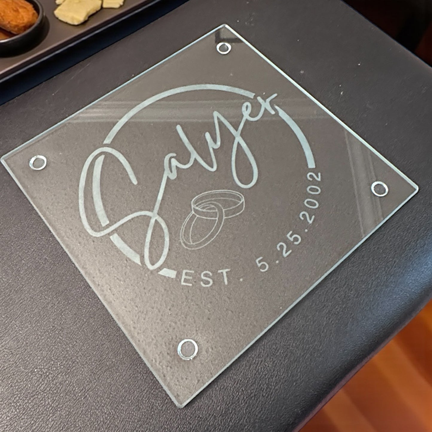 Personalized Glass Cheese Board – A Gift That’s Gouda for Any Occasion! 🧀