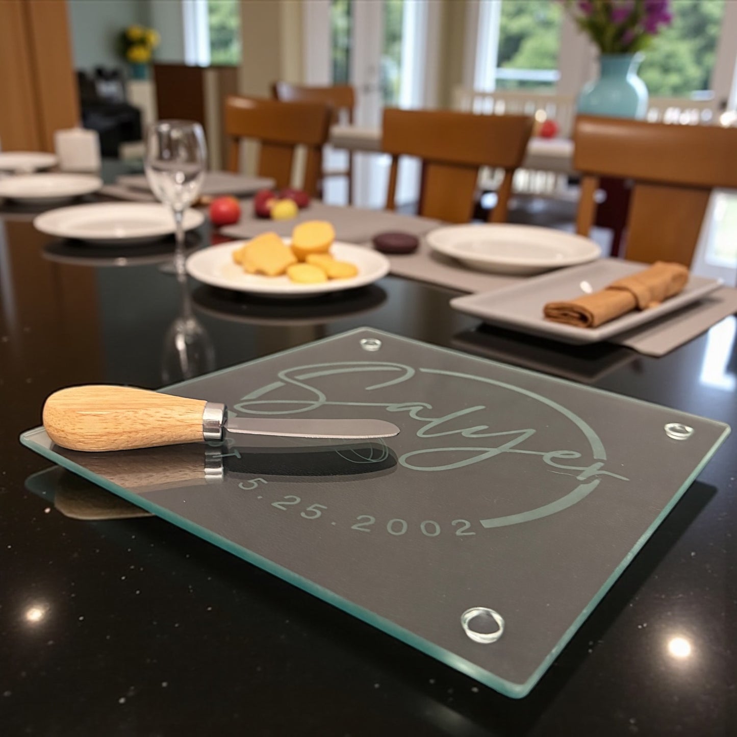 Personalized Glass Cheese Board – A Gift That’s Gouda for Any Occasion! 🧀
