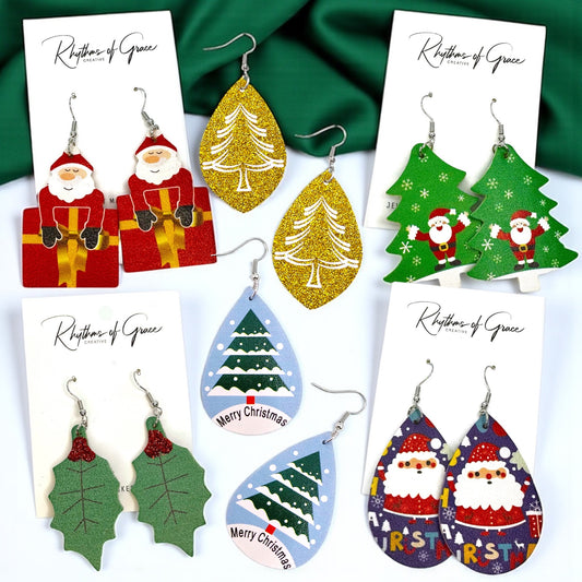 Dazzle in Holiday Spirit with Our Christmas Dangle Earrings! 🎄🎅✨