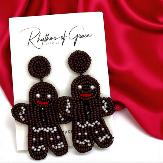Gingerbread Cheer: Sweet & Festive Beaded Earrings!