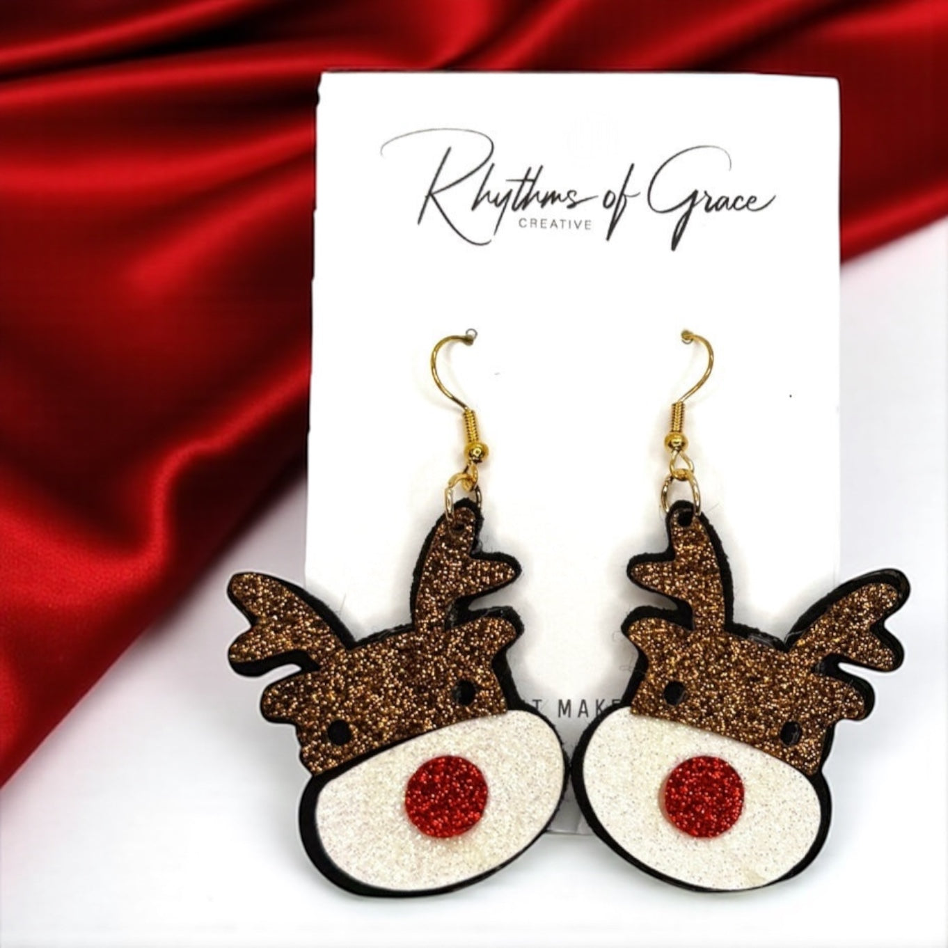 Dazzle and Delight: Glitter Reindeer Dangle Earrings! 🎉