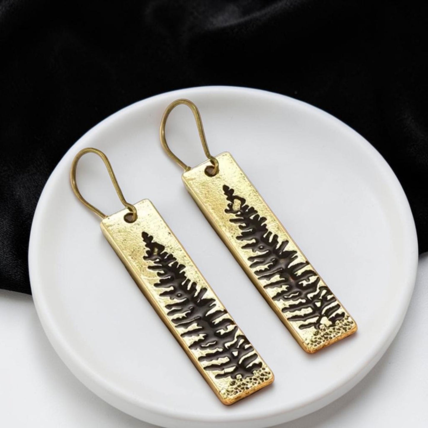 Gold Tree Dangle Earrings - Embrace Nature in Style! 🌟