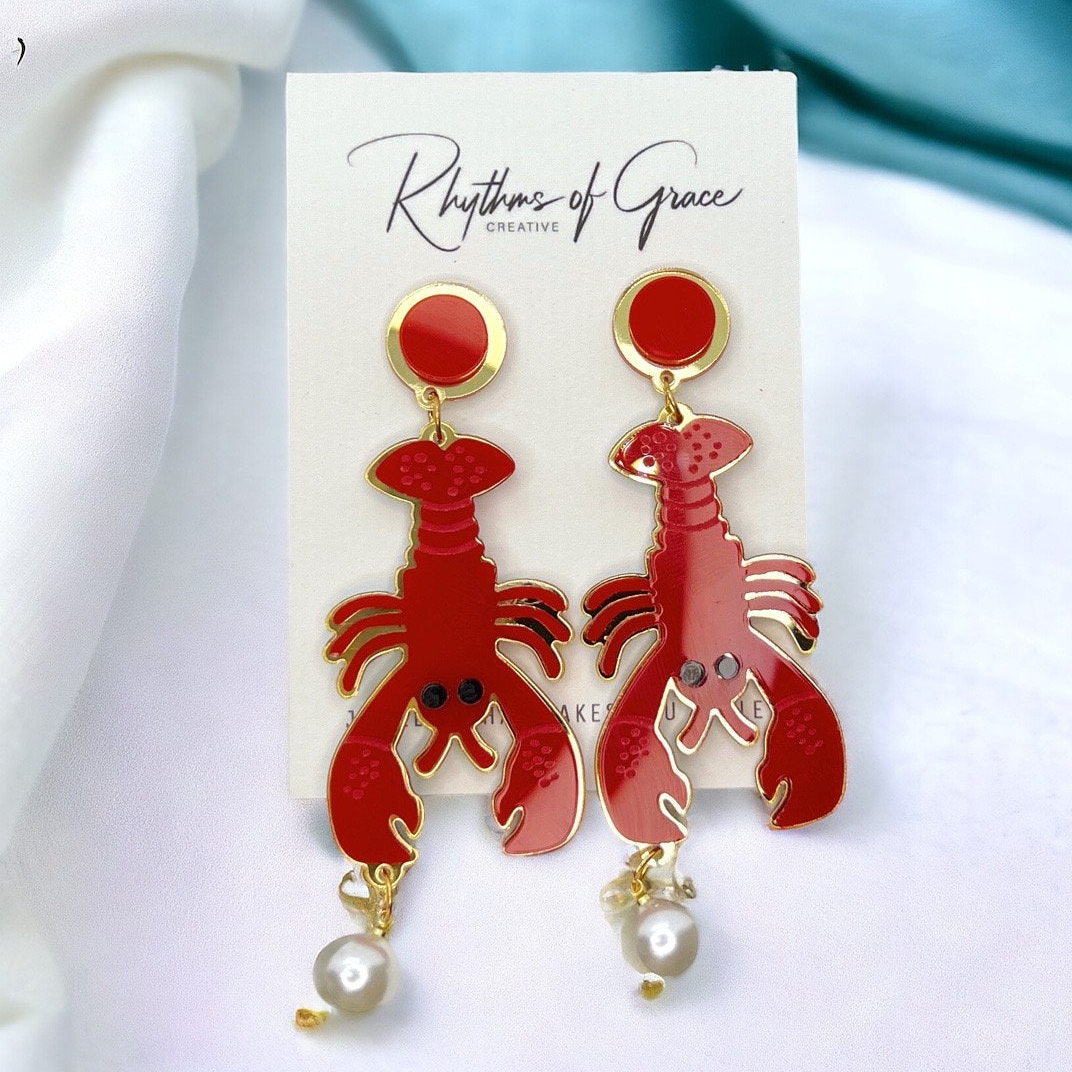 Crawfish Craze: Sparkly Dangle Earrings for Cajun Magic! 🦞