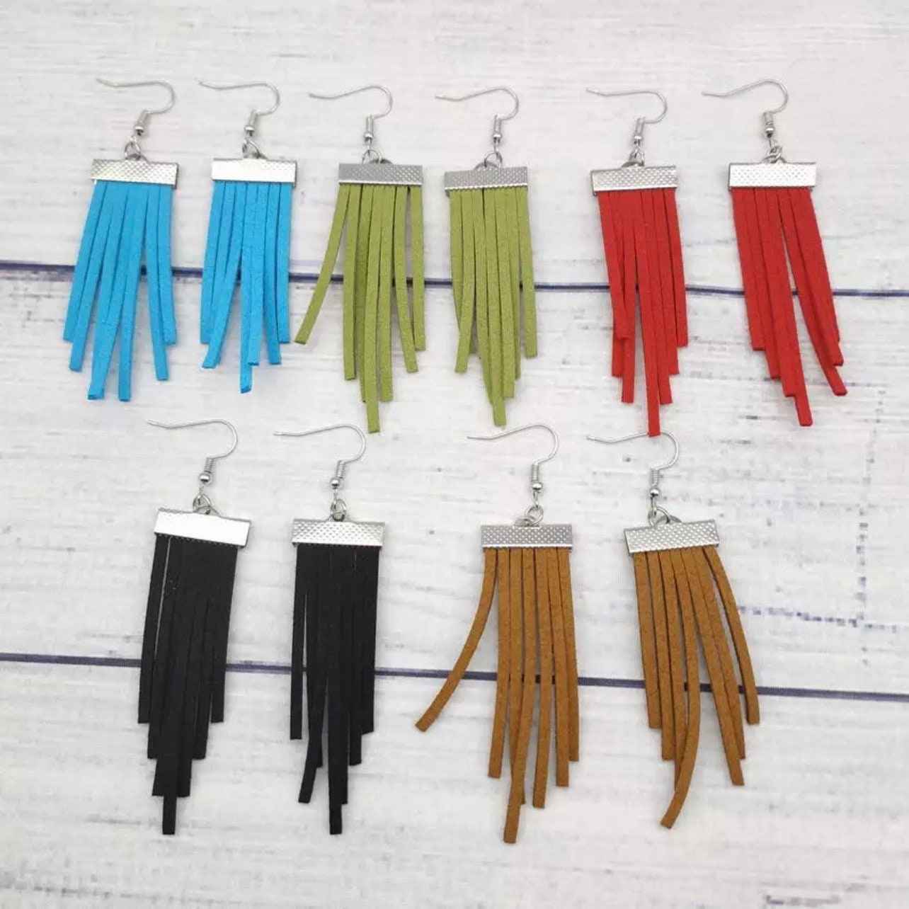 Fringe Boho Dangle Earrings: Embrace the Bohemian Vibe!