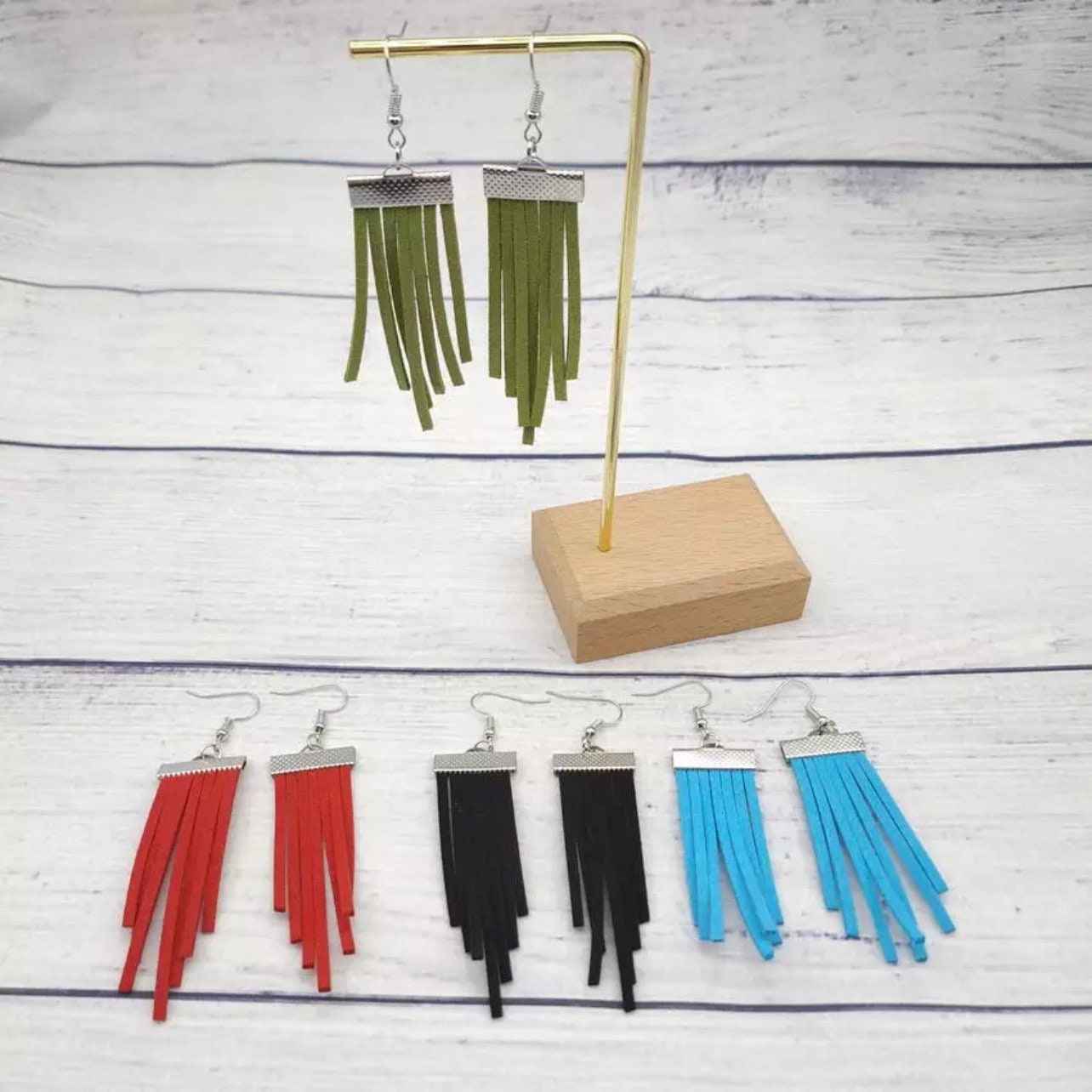 Fringe Boho Dangle Earrings: Embrace the Bohemian Vibe!