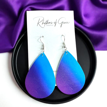 Heartfelt Glam: Blue & Purple Teardrop Dangle Earrings – Personalize Your Style