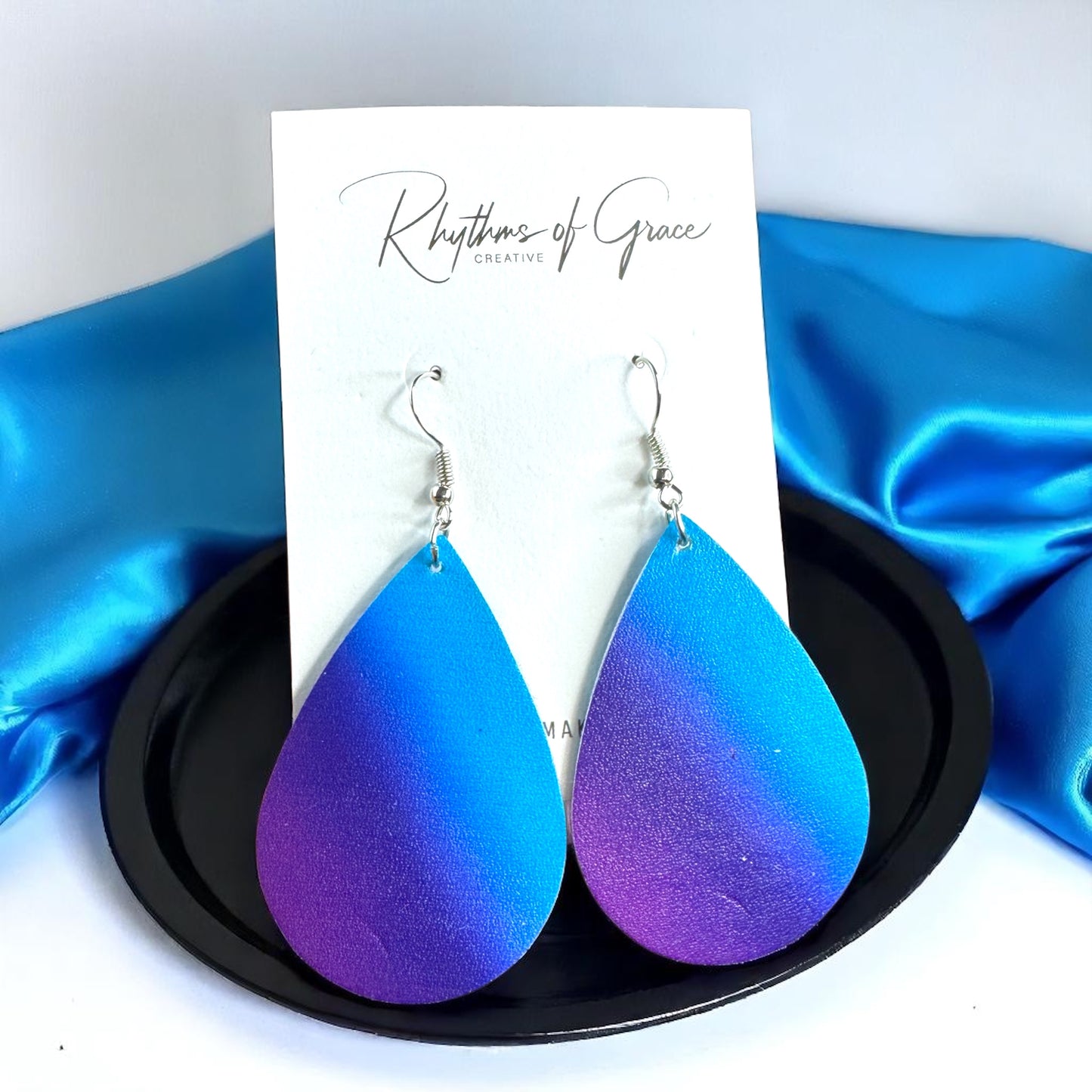 Heartfelt Glam: Blue & Purple Teardrop Dangle Earrings – Personalize Your Style