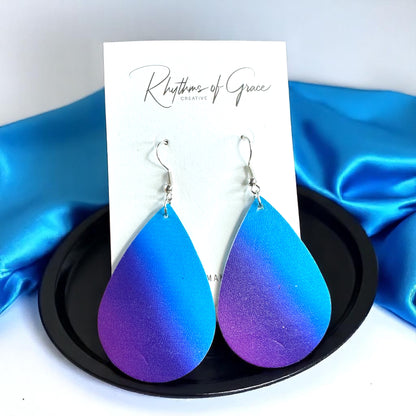 Heartfelt Glam: Blue & Purple Teardrop Dangle Earrings – Personalize Your Style
