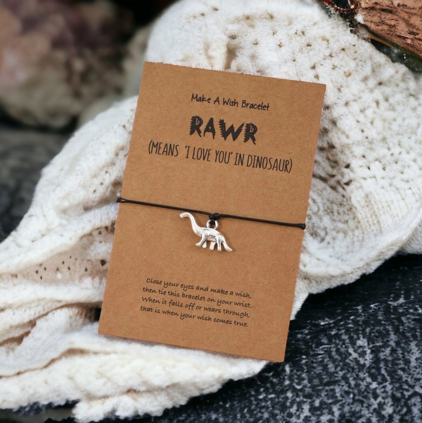  Roar into Style with Our Dinosaur Friendship Bracelets! 🦖