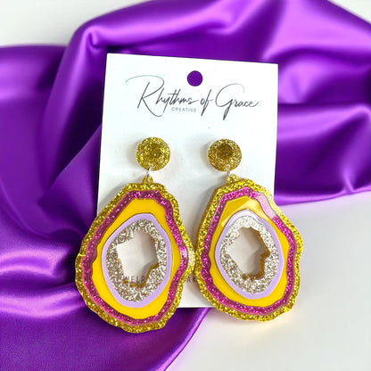 Dazzling Purple & Gold Glitter Geode Drop Earrings - Sparkle in Style!