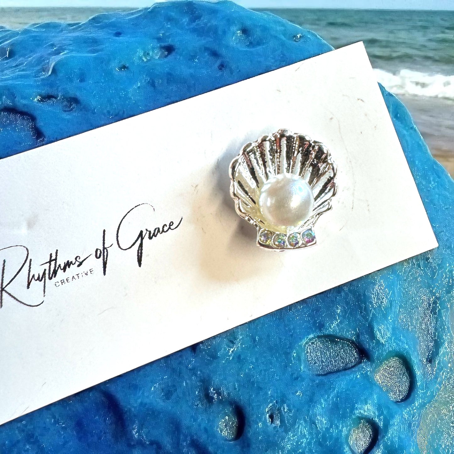 Crab & Sea Shell Stud Earrings – Ocean Chic Awaits!