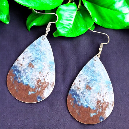 Chic Teardrop Dangle Earrings: Blue, White & Brown Delight