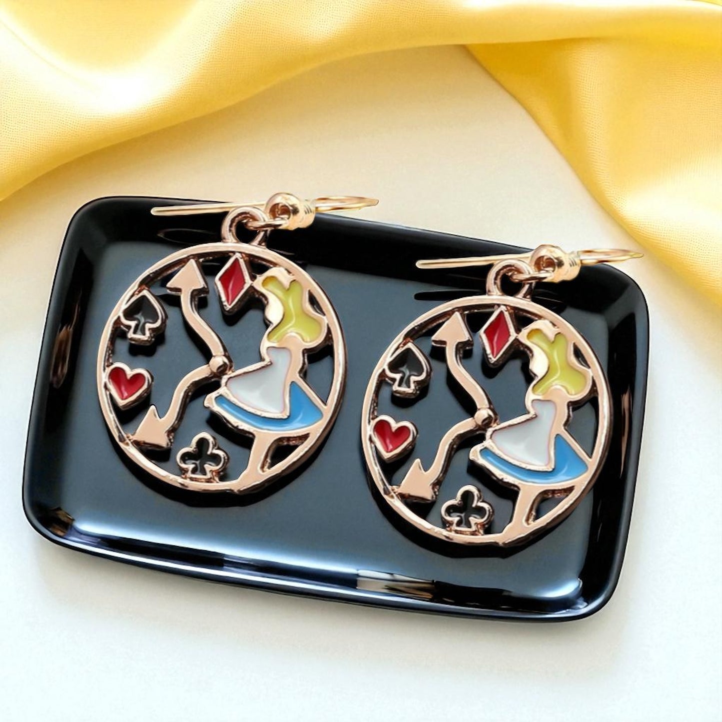 Enchanting Alice in Wonderland Mismatched Dangle Earrings | Whimsical Style & Unique Charm