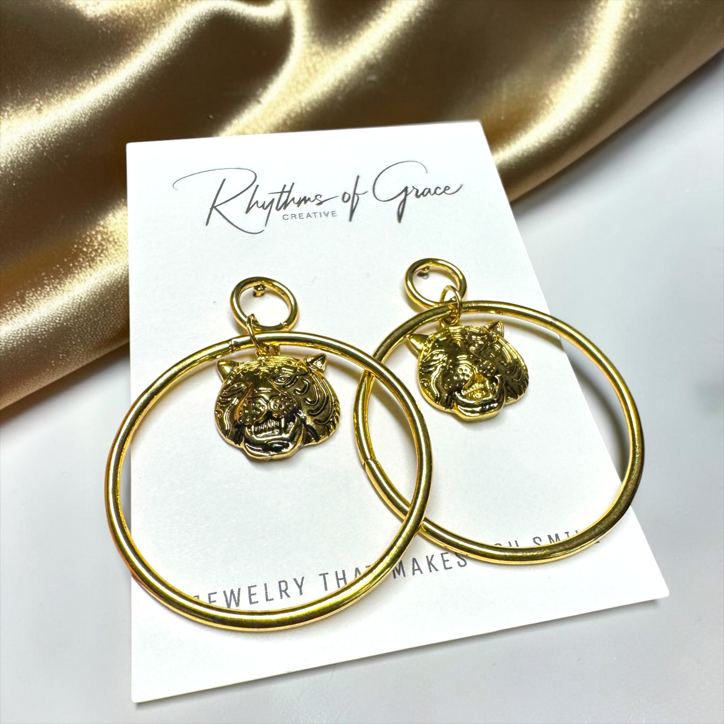 Roar into Style: Tiger Earrings Collection 🐅