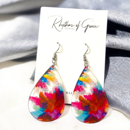 Boho Chic Watercolor Teardrop Earrings: Artistic Elegance for Your Ears!
