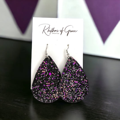 Sparkle & Shine: Glitter Teardrop Dangle Earrings ✨