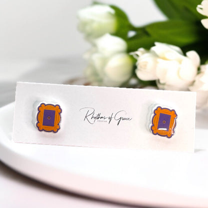 Central Perk Chic: FRIENDS-Themed Stud Earrings in Three Fun Colors!
