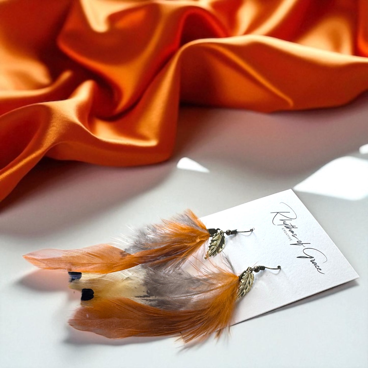 Feather Dangle Earrings – Boho Chic in Every Color! 🪶