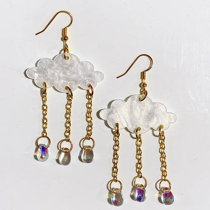 Sparkle in the Rain: Crystal Raindrop Cloud Earrings – Lightweight & Stunning!