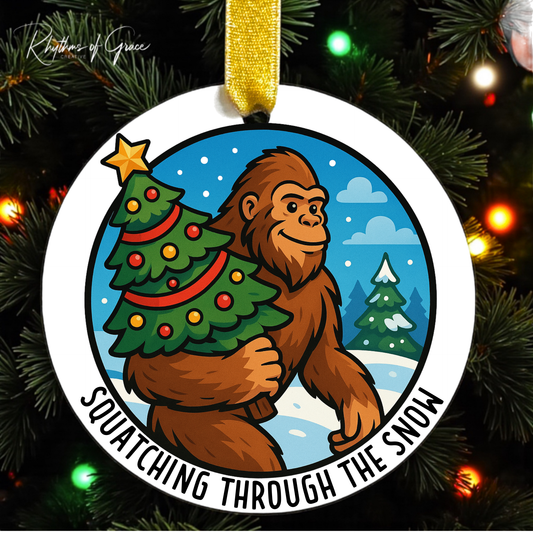 “Squatching Through the Snow” Sasquatch Ornament – Hilarious Bigfoot Holiday Gift