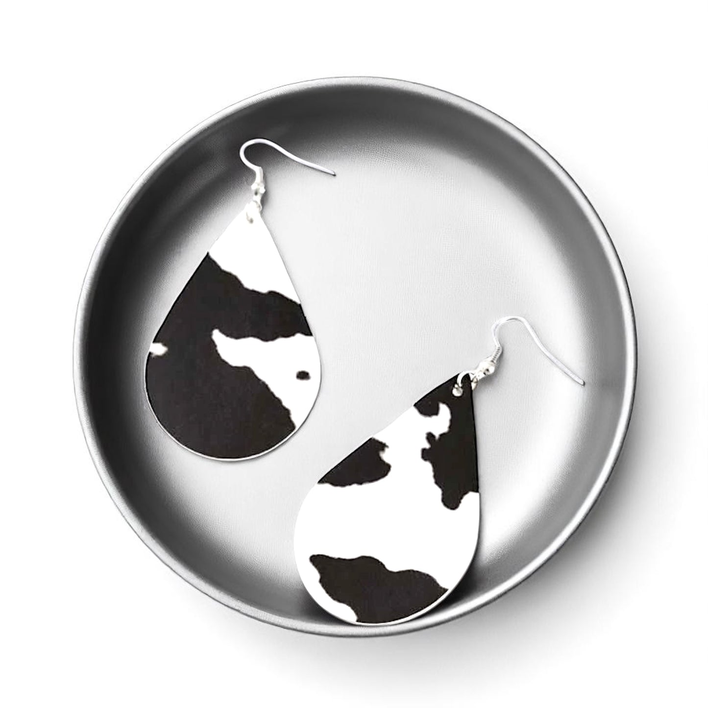 Stylishly Chic Cow Print Teardrop Earrings – Perfect for Everyday