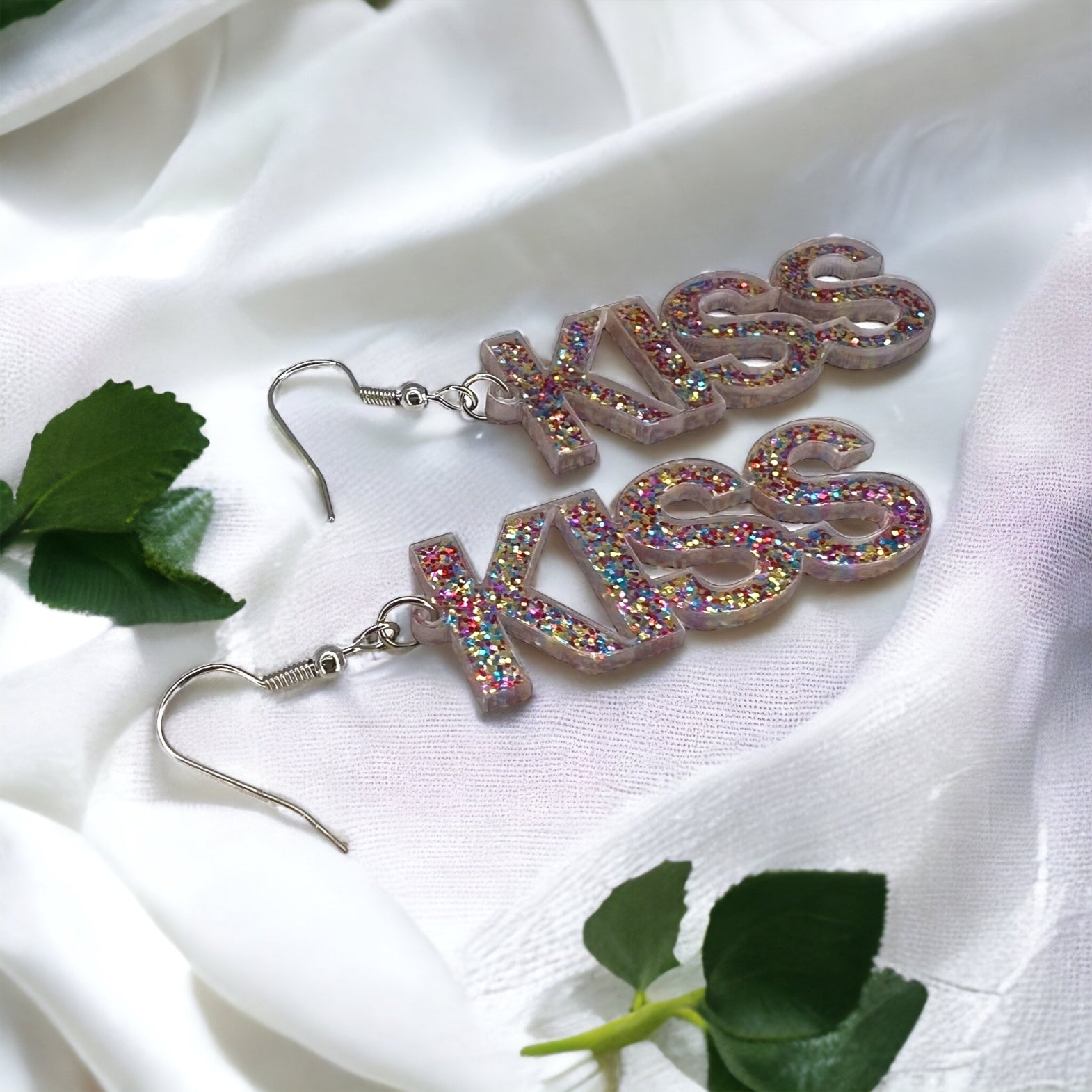 Glitter Mood – Dream or Kiss, You Decide - Rhythms of Grace Creative