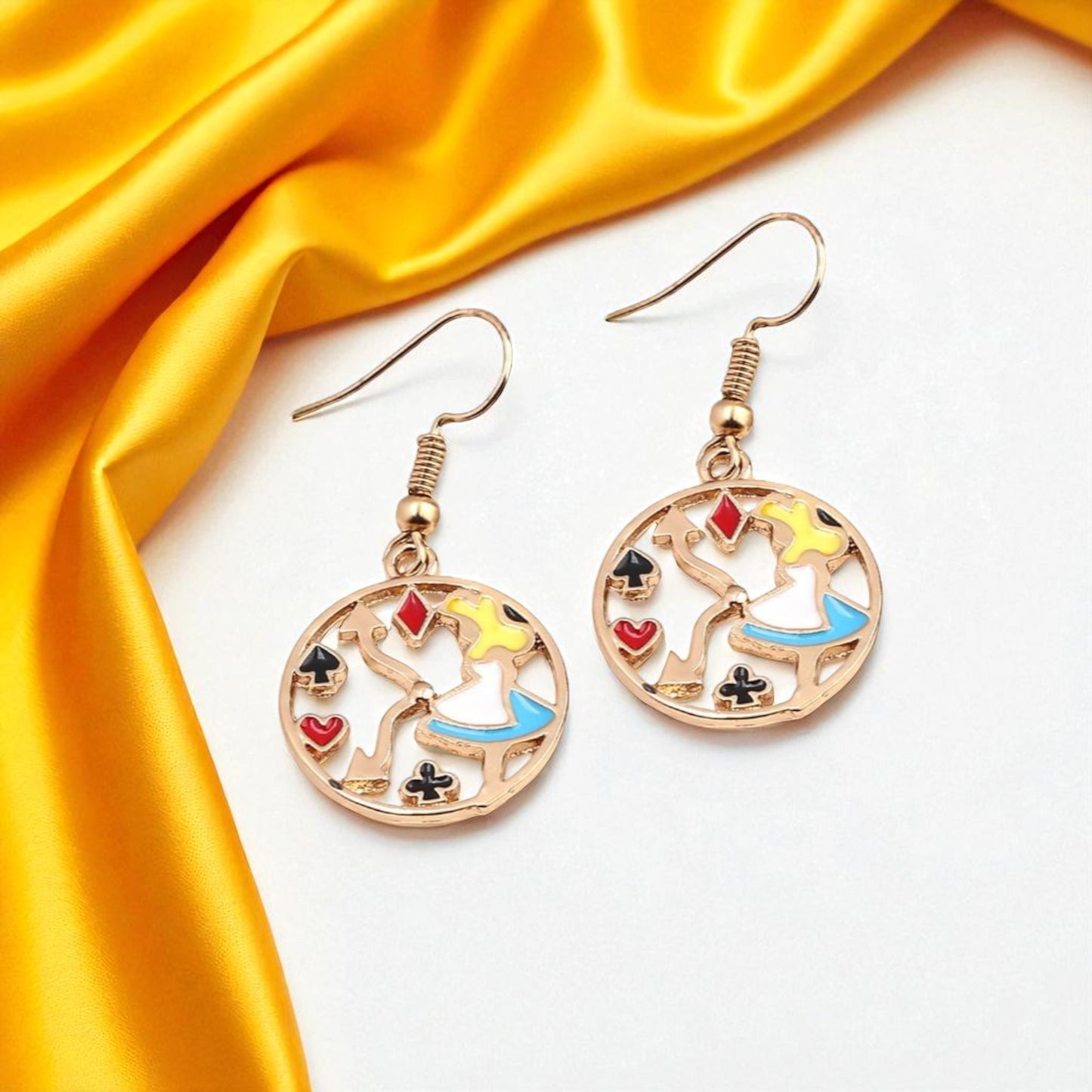 Enchanting Alice in Wonderland Mismatched Dangle Earrings | Whimsical Style & Unique Charm