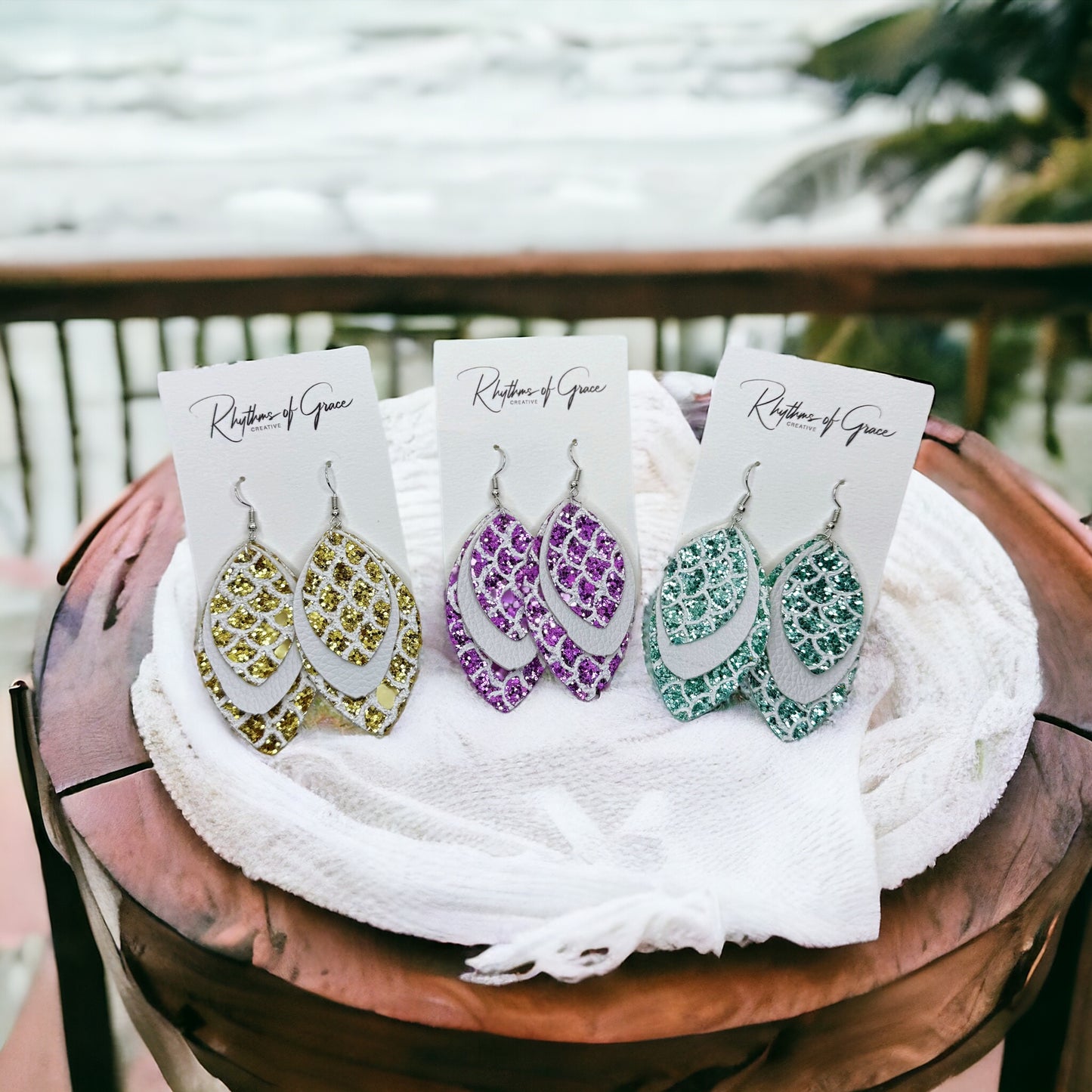 Mermaid Magic: Glittery Scale Drop Earrings in 3 Dreamy Colors! 🧜