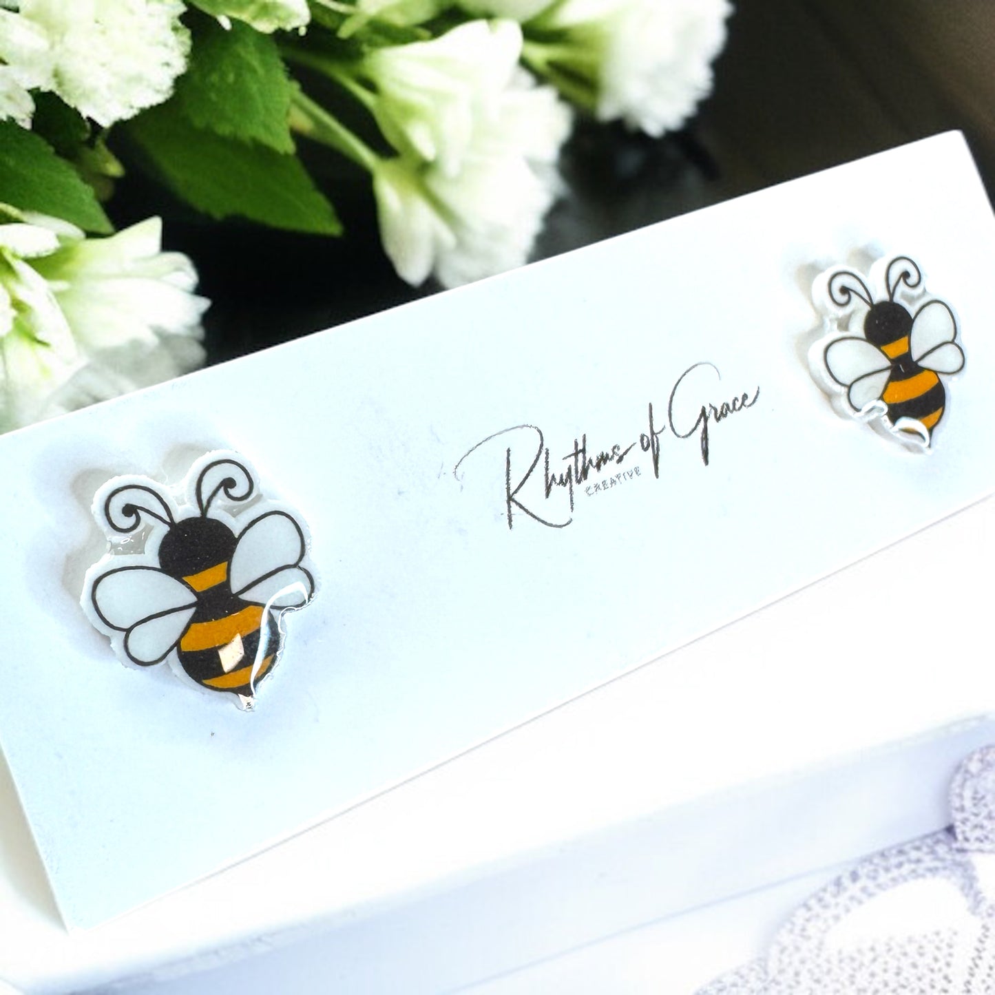 Buzz Into Style with Adorable Bee Stud Earrings! 🐝