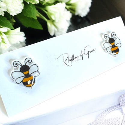 Buzz Into Style with Adorable Bee Stud Earrings! 🐝
