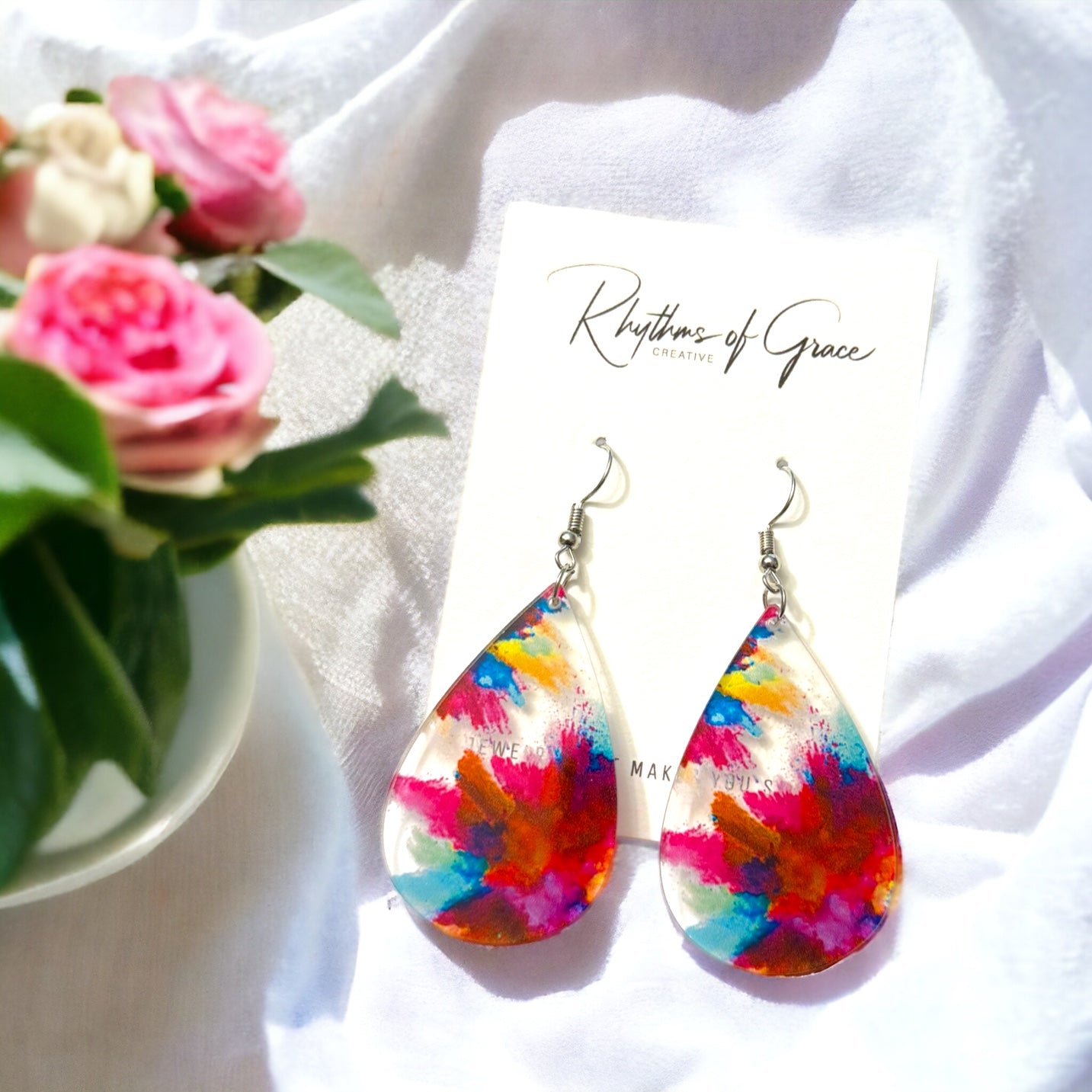 Boho Chic Watercolor Teardrop Earrings: Artistic Elegance for Your Ears!