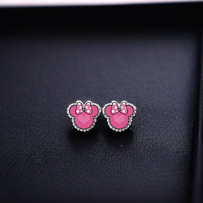 Love in the Air: Whimsical Mickey & Minnie Valentine’s Day Earrings!