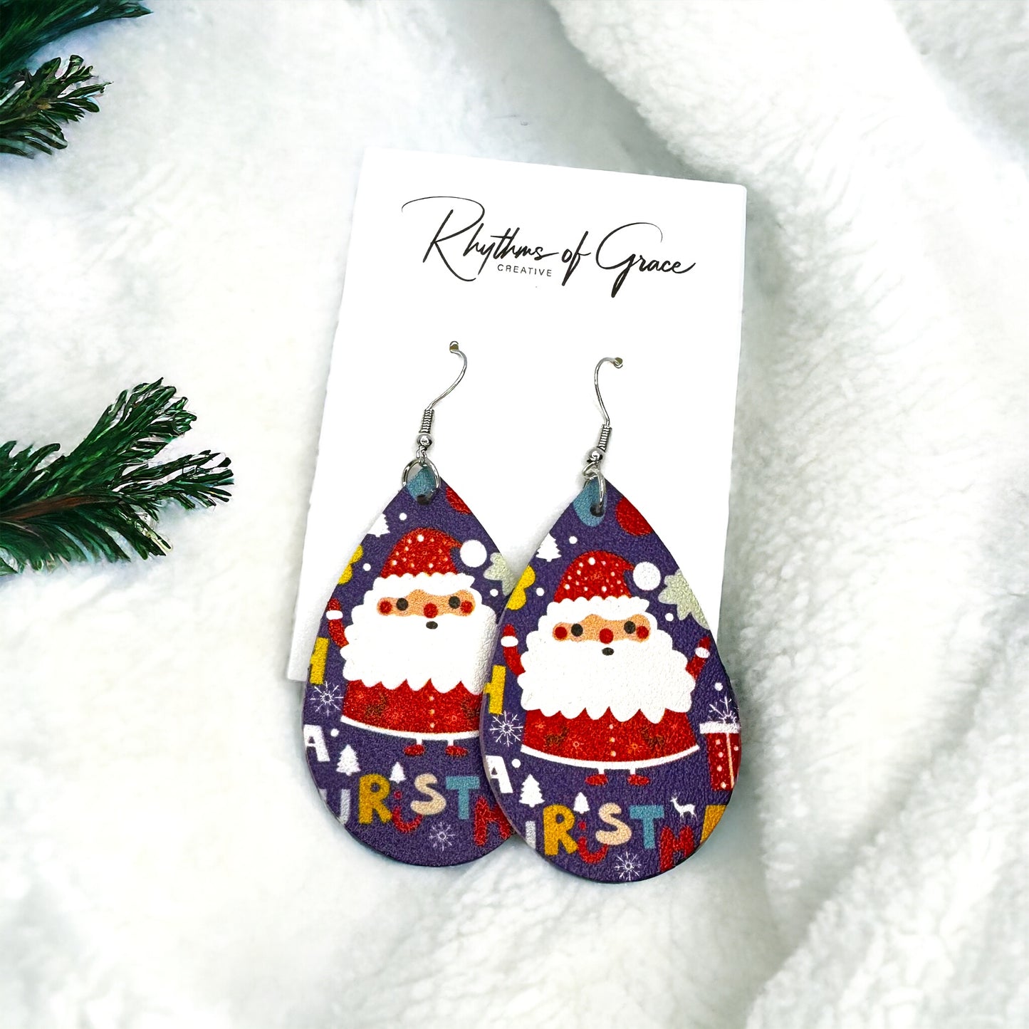 Dazzle in Holiday Spirit with Our Christmas Dangle Earrings! 🎄🎅✨