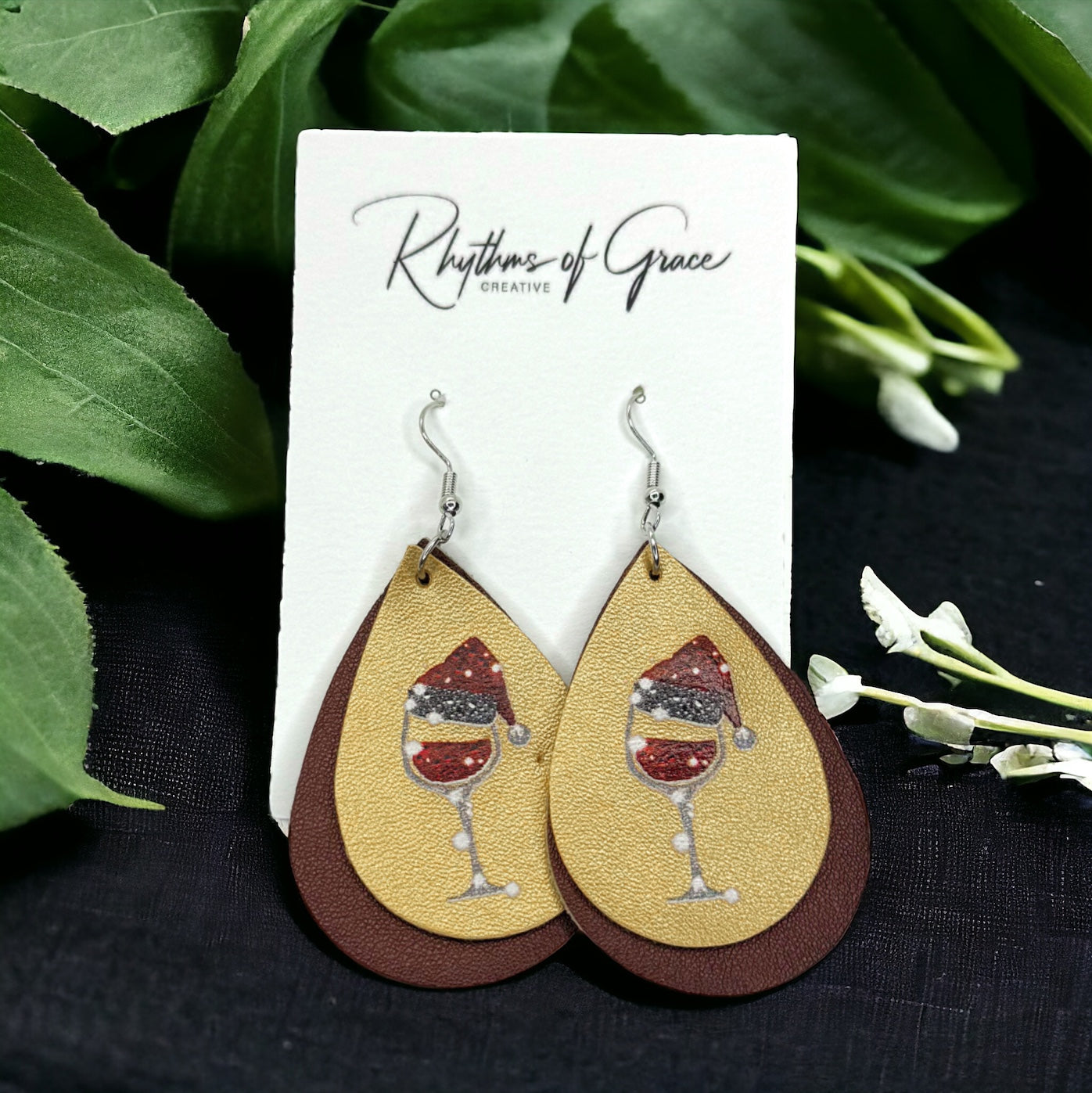 Festive Wine Earrings - Holiday Cheer in Two Stylish Designs!🍷