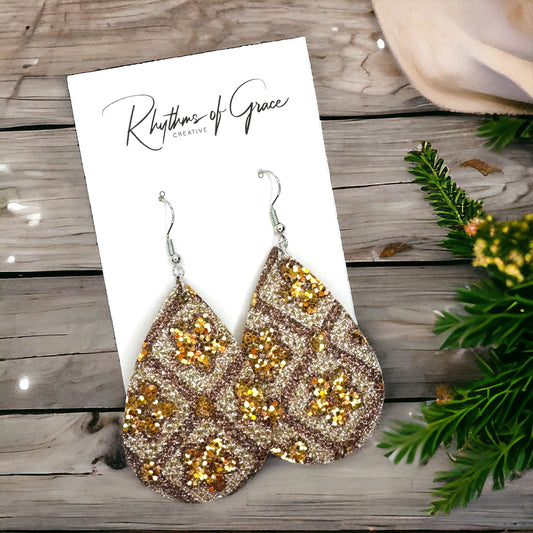 Stunning Brown Dangle Earrings - Sparkling Glitter Teardrop Design