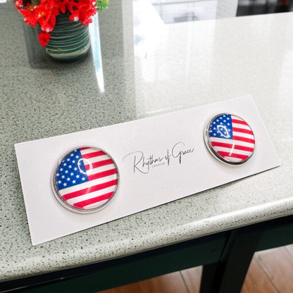 Patriotic Sparkle: American Flag Cabochon Studs!