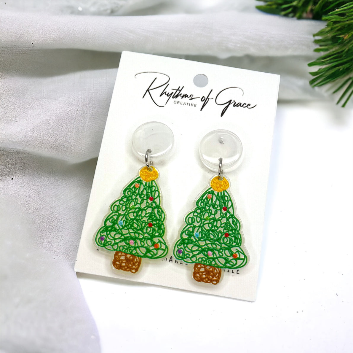 Festive Dazzle: Enchanting Christmas Tree Earrings!