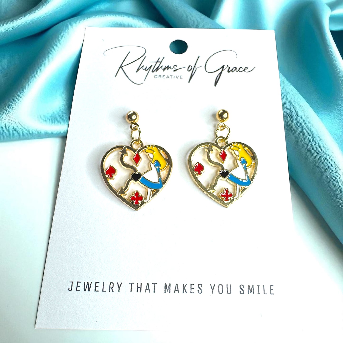 Enchanting Alice in Wonderland Mismatched Dangle Earrings | Whimsical Style & Unique Charm