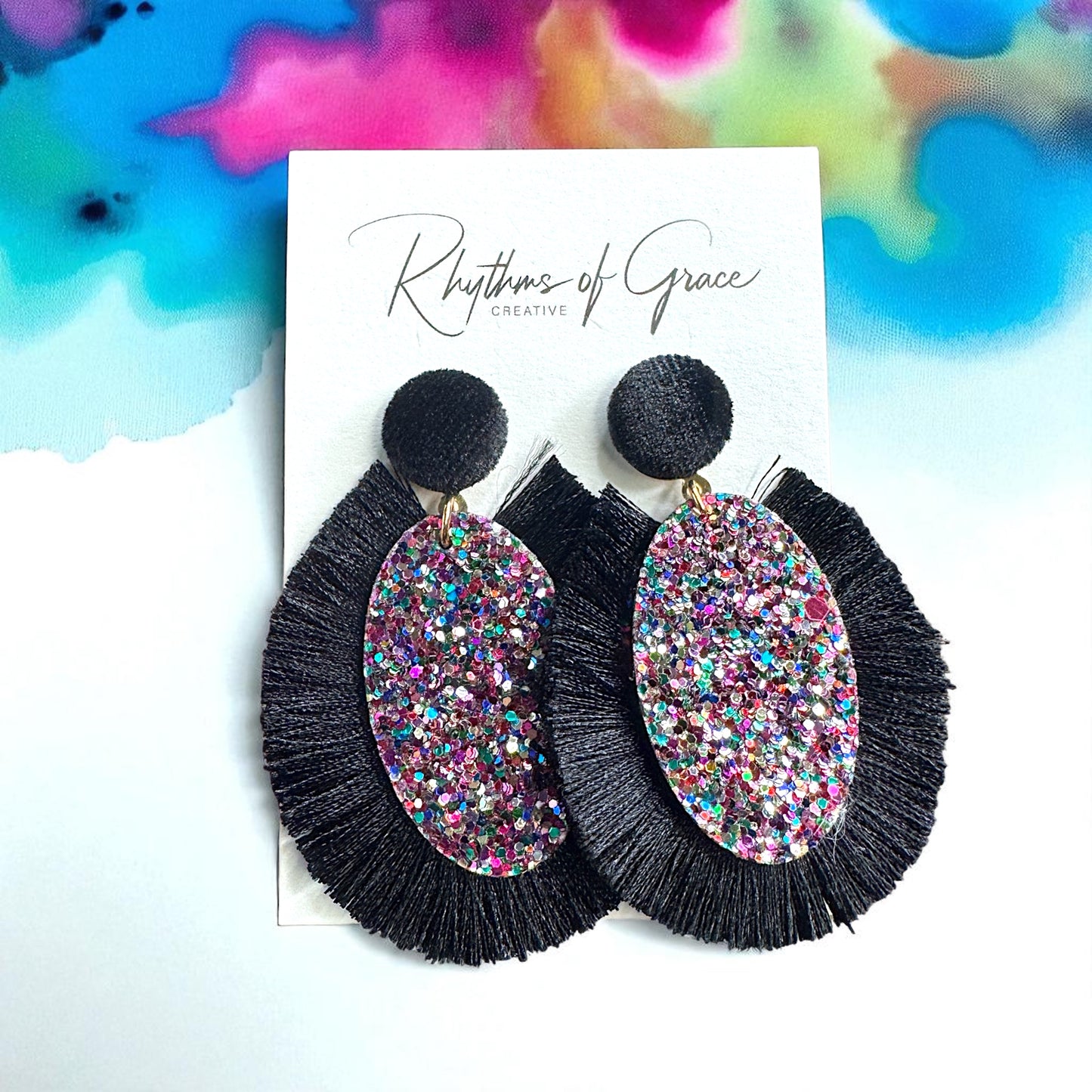 Glamorous Glitter Black Beauty Tassel Earrings – Sparkle and Swing! 🌟🖤