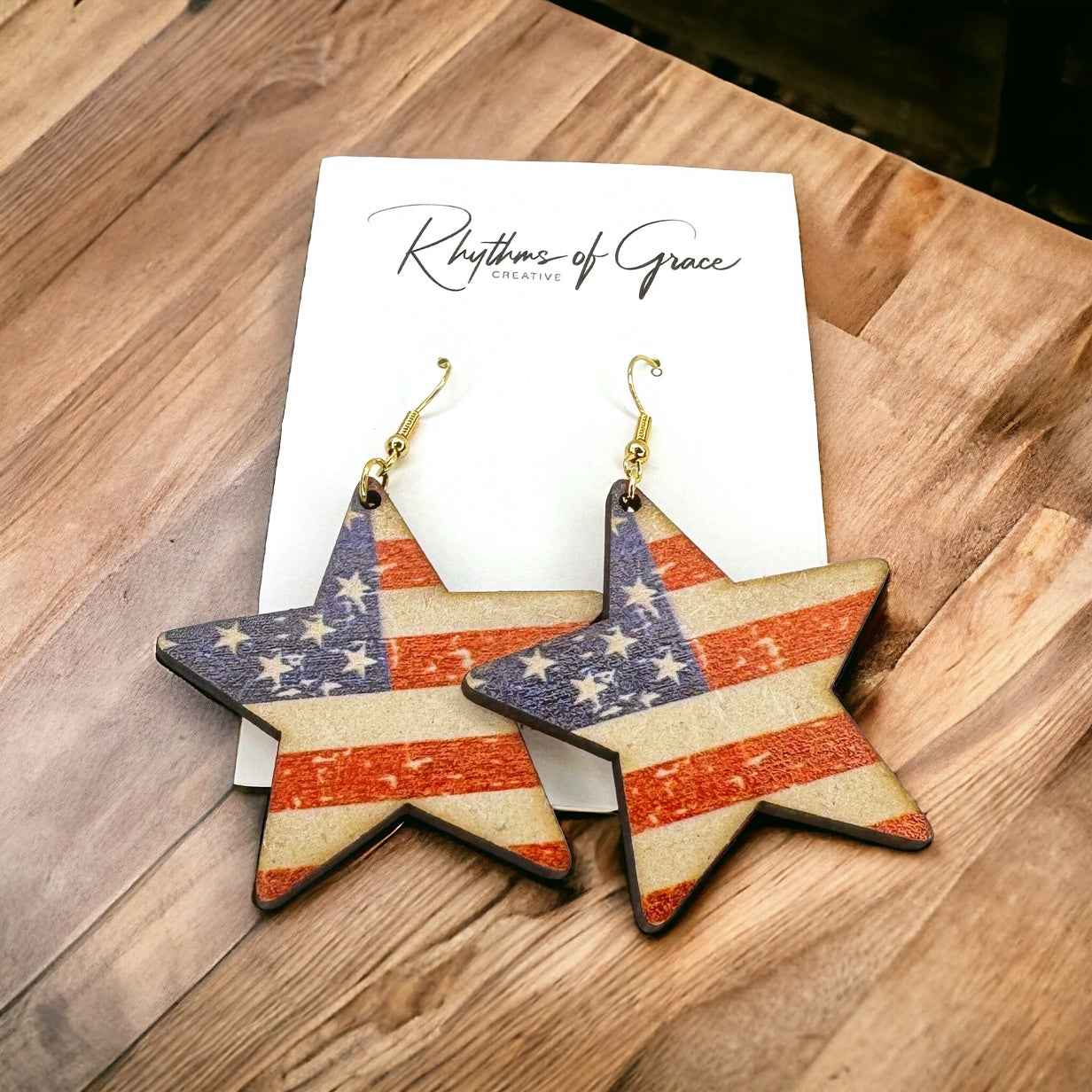 Patriotic Star Dangle Earrings – American Flag Design, Stainless Steel & Wood