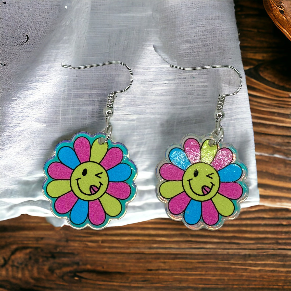 Smiley Face Flower Earrings: Wear Your Joy in Style!