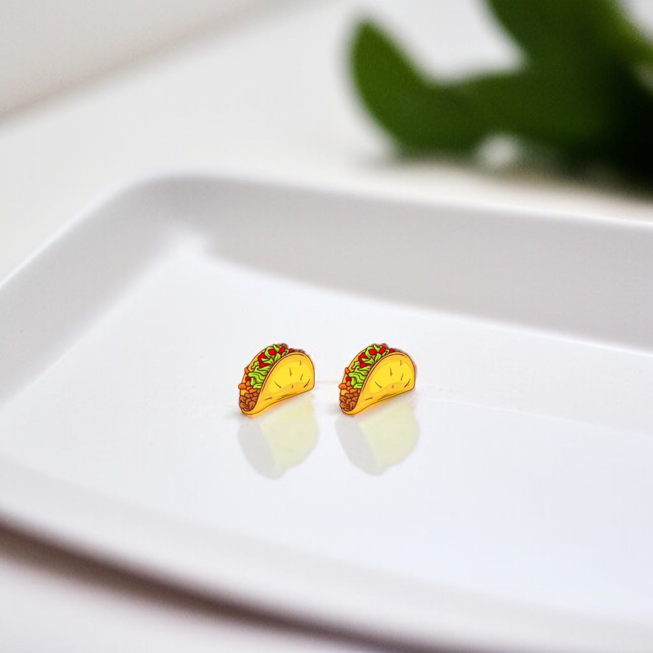 Taco 'Bout Style: Fun Taco Stud Earrings! 🌮