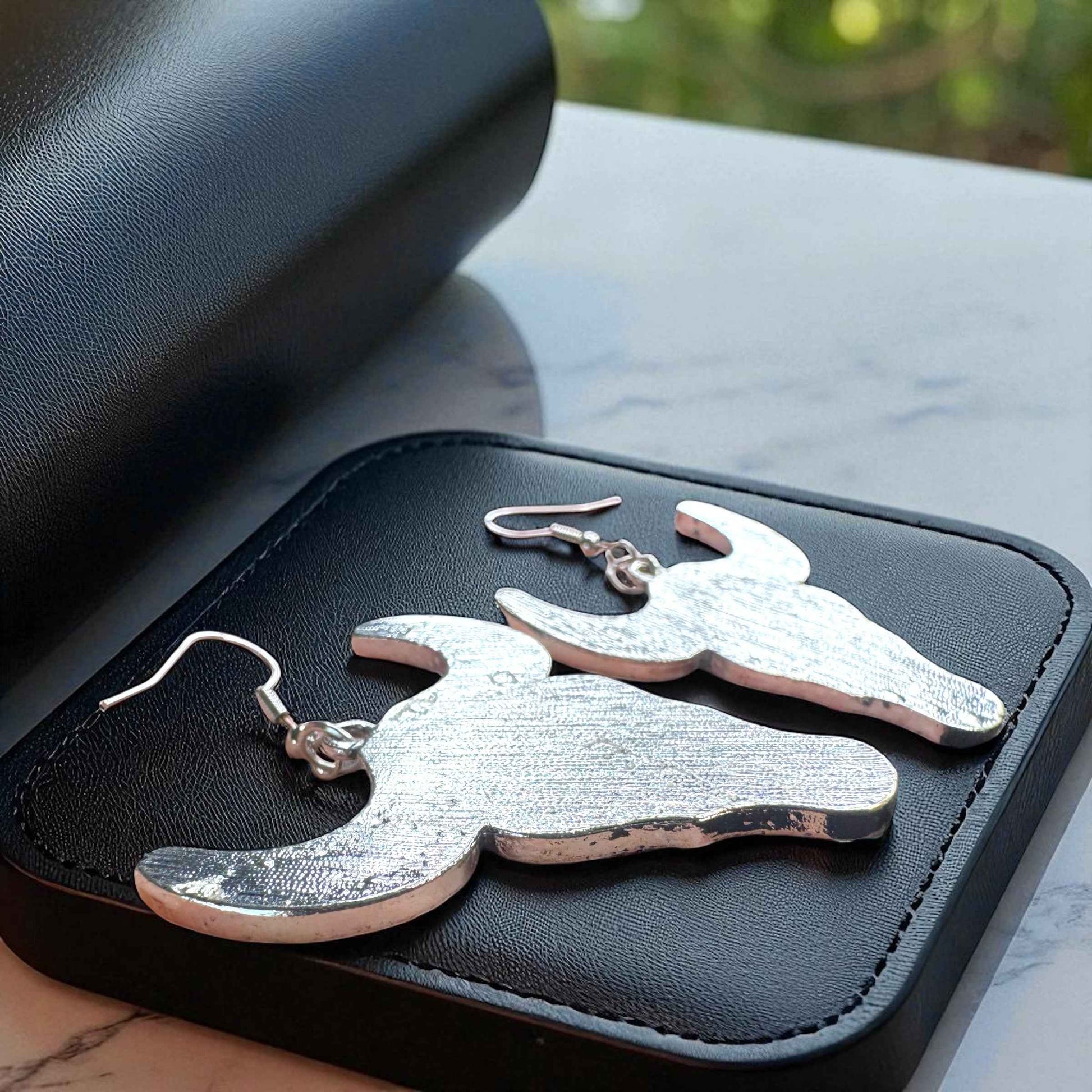 Giddy Up Glam: Rhinestone Longhorn Dangle Earrings