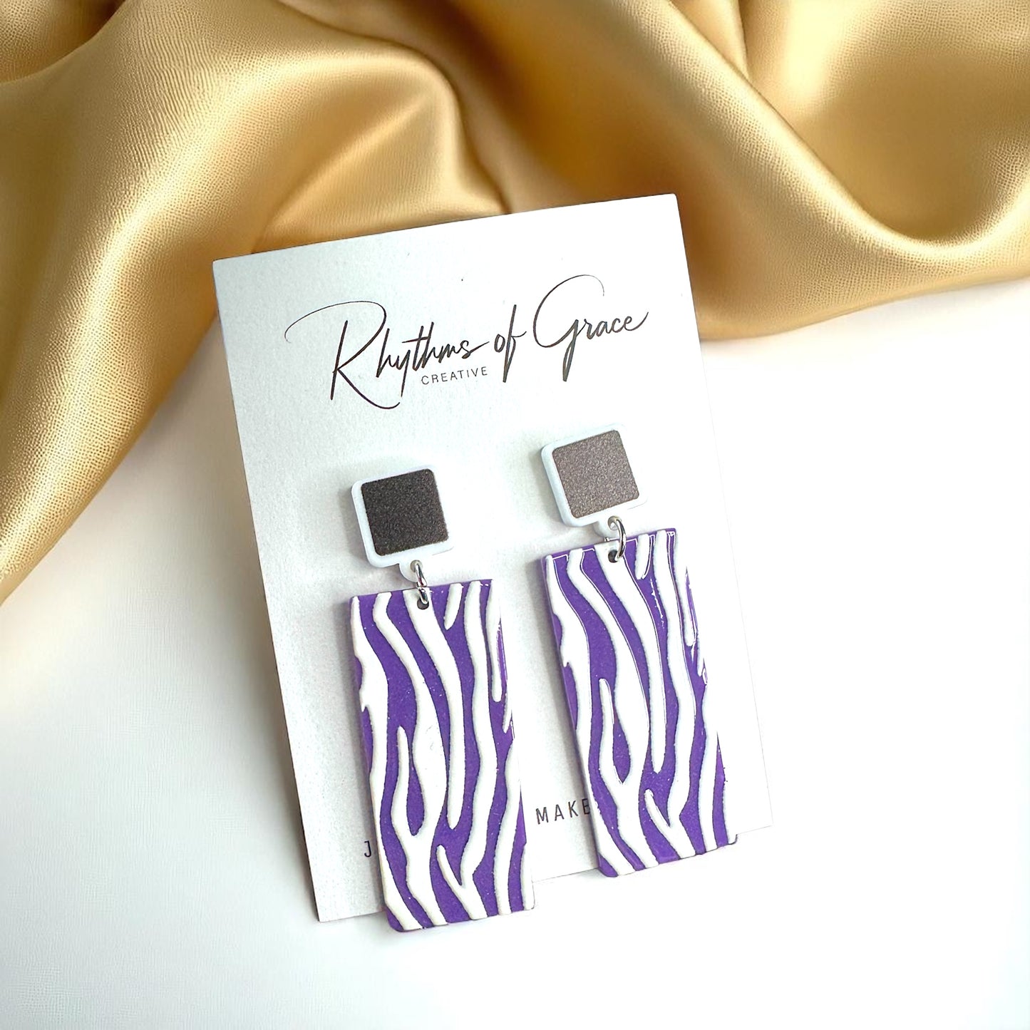 Show Your Stripes: Purple & White Tiger Stripe Dangle Earrings 🐯💜