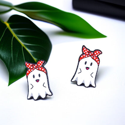 Spooktacular Retro Ghost Stud Earrings 👻