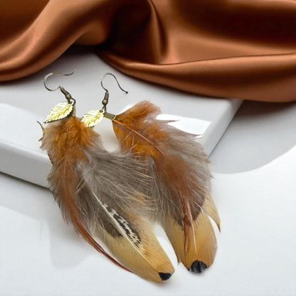 Feather Dangle Earrings – Boho Chic in Every Color! 🪶