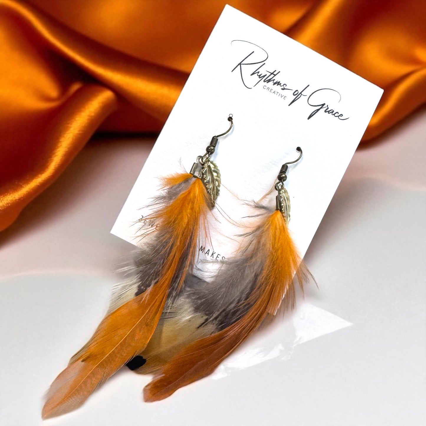 Feather Dangle Earrings – Boho Chic in Every Color! 🪶