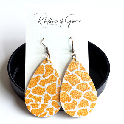 Go Wild with Giraffe Print Teardrop Dangle Earrings – Chic, Fun & Personalizable!