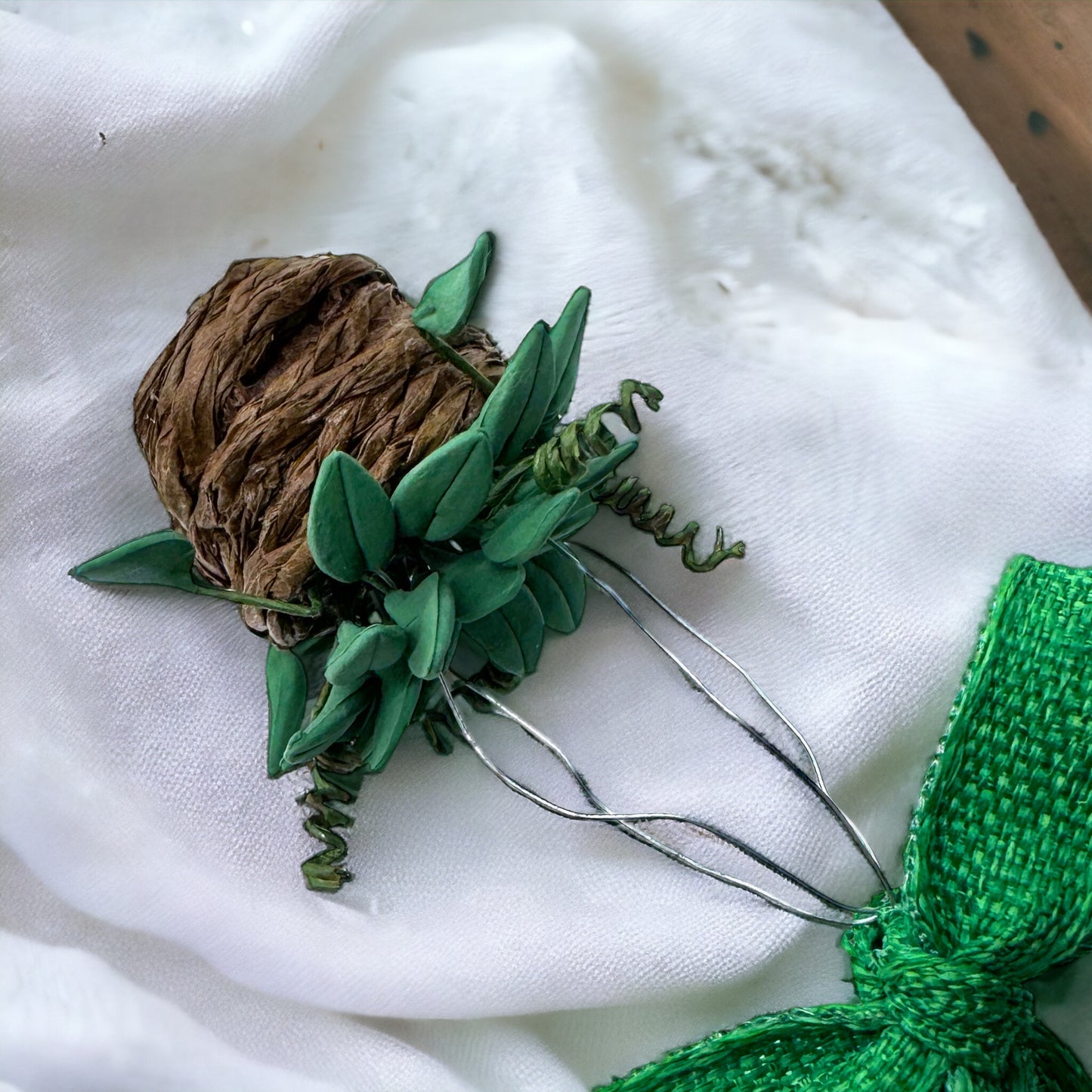 Whimsical Potted Plant Christmas Ornament - Handmade Delight for Your Space!