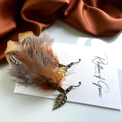 Feather Dangle Earrings – Boho Chic in Every Color! 🪶